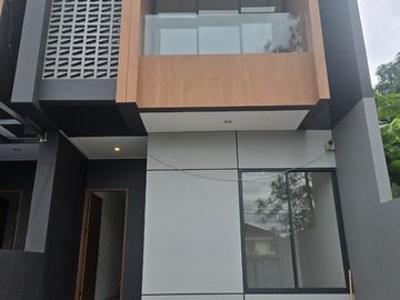 Dijual Rumah Baru 2 Lantai Minimalis Modern di Mekar Sejahtera, Bandung