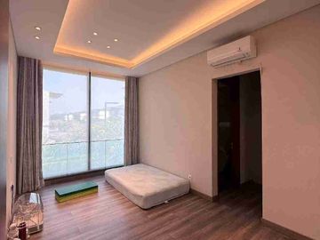 siap huni mewah pool luas Lyndon Navapark BSD
