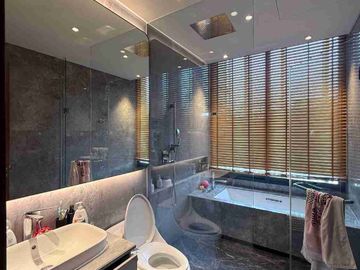siap huni mewah pool luas Lyndon Navapark BSD