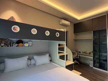siap huni mewah pool luas Lyndon Navapark BSD