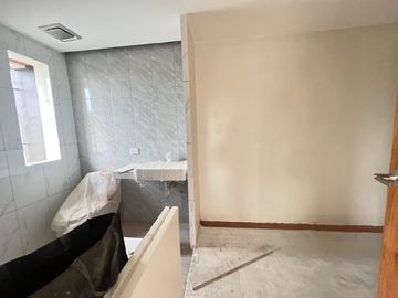 For Sale 4 Storey Modern Townhouse in Morningside Terrace Subd. Sta Mesa, Manila. KSA