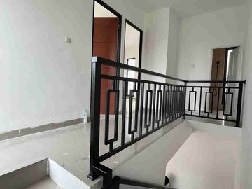 rumah 2 lantai dekat bandara