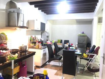 Dijual Rumah Hook Sudah Renovasi, SHM , Sayap Kopo Bandung