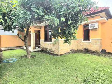 rumah nyaman siap huni akses jalan lebar di Banyuanyar Solo