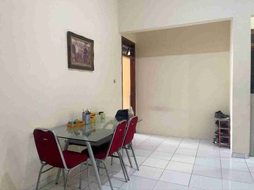 rumah nyaman siap huni akses jalan lebar di Banyuanyar Solo
