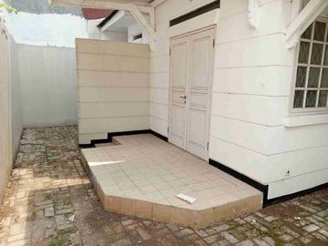 DISEWAKAN RUMAH TERAWAT DI KOTA LEGENDA, TAMBUN – BEKASI