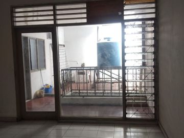Ruko Siap Huni Nol Jalan Raya Darmo Indah Surabaya Barat – Cocok Kantor, Klinik, Minimarket & Cafe Modern