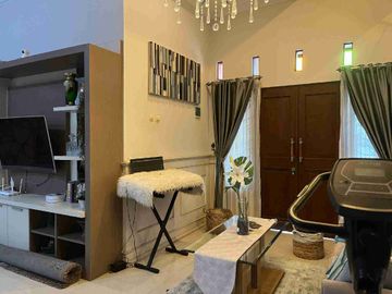 Rumah Mewah Bonus Furnish di Banyuanyar dekar Graha Sabha Buana Solo.