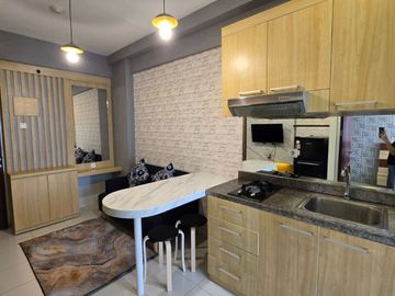 UNIT FOR SALE! Apartemen Gunawangsa Manyar, Tower A - 2BR, Full Furnished