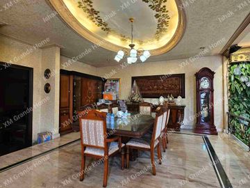 Dijual Rumah Mewah Eropa Klasik di Araya Surabaya Full Furnish Siap Huni