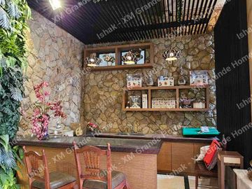 Dijual Rumah Mewah Eropa Klasik di Araya Surabaya Full Furnish Siap Huni