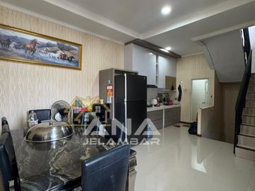 ANA RUMAH UK 4X19M DI JELAMBAR ra