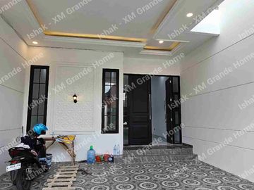Dijual Rumah Nyaman Lebar 6 di Babatan Pantai Baru Gres Selangkah ke Grand Kenjeran