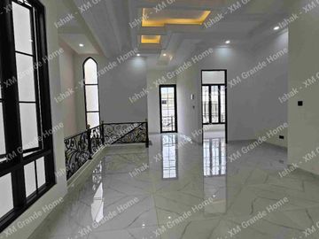 Dijual Rumah Babatan Pantai Row lebar dekat Grand Kenjeran