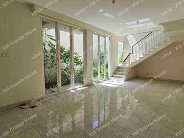 Dijual Termurah Rumah Lebar 10 di Grand Pakuwon Surabaya Dekat akses Tol