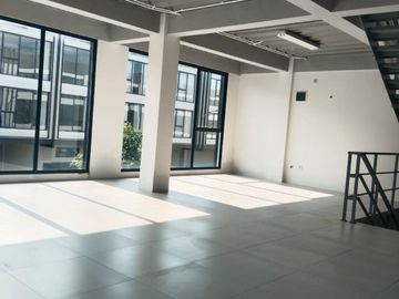 Disewakan Gudang Duta Indah Starhub, Lt.382.5m2, Unit Ready
