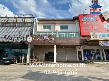3.5-story commercial building, 40 sq.wa. (approx. 160 sq.m.), near Khlong Si Subdistrict Administrative Organization, on Khlong Luang Road (along the