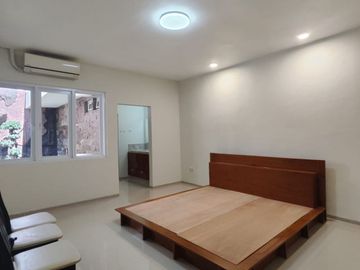 DISEWAKAN RUMAH SURABAYA TIMUR