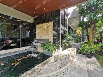 Dijual Rumah Mewah 3 Lantai di Riverside Malang Selangkah ke Hotel Harris Malang