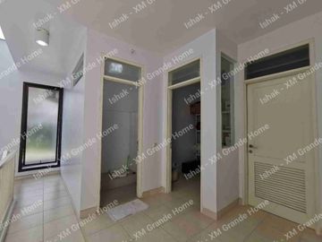 Dijual Rumah Riverside Malang Senyaman Villa Bali dekat Hotel Harris
