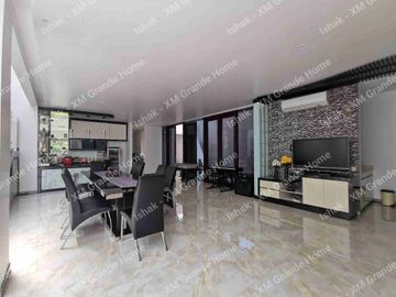 Dijual Rumah Riverside Malang Senyaman Villa Bali dekat Hotel Harris