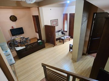 Dijual Rumah 2 Lantai di Rempoa Ciputat
