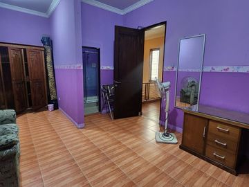 Dijual Rumah 2 Lantai di Rempoa Ciputat