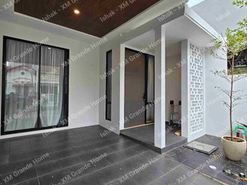 Dijual Rumah Estetik 1 Lantai Full Furnish di Pakuwon City Harga 1 M'an