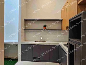 Dijual Rumah Estetik 1 Lantai Full Furnish di Pakuwon City Harga 1 M'an