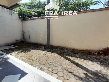 RUMAH DISEWAKAN DI SOLO DEKAT SOLO SQUARE MALL