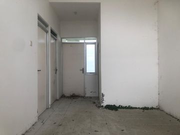 Rumah Dijual Cepat di Jalan Boulevard Cluster Free Balik Nama
