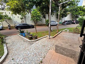 Dijual Rumah Hook LT 250 m² di Cluster Topaz Pondok Hijau Golf Summarecon Serpong