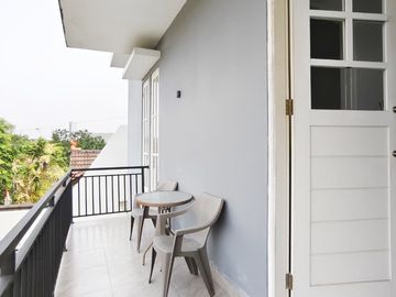 Dijual Rumah Dalam Cluster di Sektor 5 Bintaro Dengan Swimmin Pool dan KT Utama di Bawah GB-18528