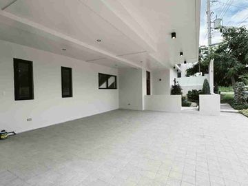 LINDENWOOD MUNTINLUPA BRAND NEW HOUSE BESIDE SUSANA HEIGHTS
