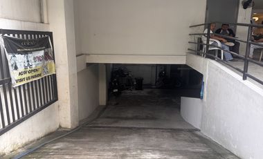 Commercial Building in Kapitolyo Pasig City