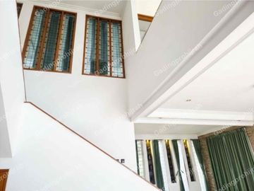 Dijual Rumah 2 Lantai Di Kawasan Elite Sentraduta, Sarijadi, Bandung