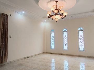 DIJUAL RUMAH MEWAH POSISI HOOK DEKAT JM SUKARAMI PALEMBANG