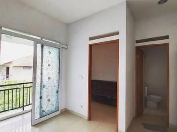 DIJUAL MURAH RUMAH CIKUTRA SURAPATI DALAM CLUSTER KOTA BANDUNG SIAP HUNI DEKAT GEDUNG SATE
