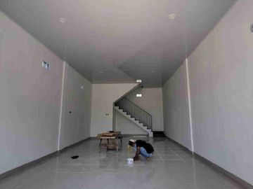 DiJual Ruko Ready 2lt di pinggir Jalan Ketileng Sendangmulo Tembalang Semarang