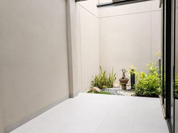 Dijual Rumah Mewah Furnished Interior Bagus Di Zora BSD City