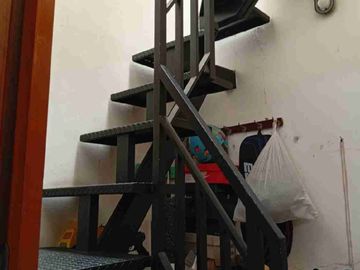 RUMAH MURAH CISARANTEN  725 JT NEGO 2LANTAI.