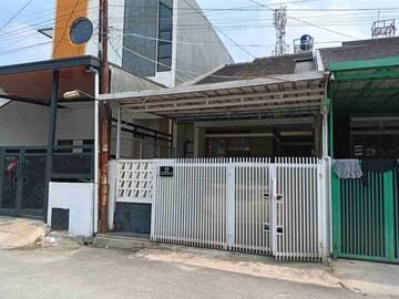 RUMAH MURAH CISARANTEN  725 JT NEGO 2LANTAI.
