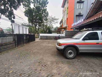 Rumah Gedung di Mainroad Pelajar Pejuang Gatot Subroto Kota Bandung
