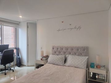 Apartamento Amoblado en Arriendo en Los Parra, Poblado Medellín Antioquia