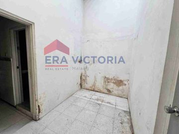 Rumah 4 Kamar dg Halaman Luas di Jalan Poros Dieng Malang