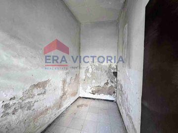 Rumah 4 Kamar dg Halaman Luas di Jalan Poros Dieng Malang