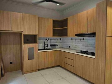 dijual murah rumah sudah renov interior customer di sektor 6 gading serpong