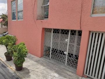 CASA EN VENTA EN CALZ. CORCELES, ALVARO OBREGON, CDMX.