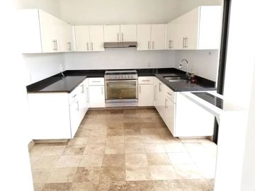 Casa en Venta en San Salvador Tizatlalli, Metepec - Accesibilidad y Seguridad en Gated Community JX