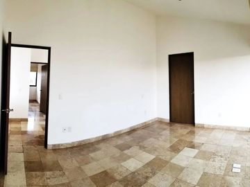Casa en Venta en San Salvador Tizatlalli, Metepec - Accesibilidad y Seguridad en Gated Community JX